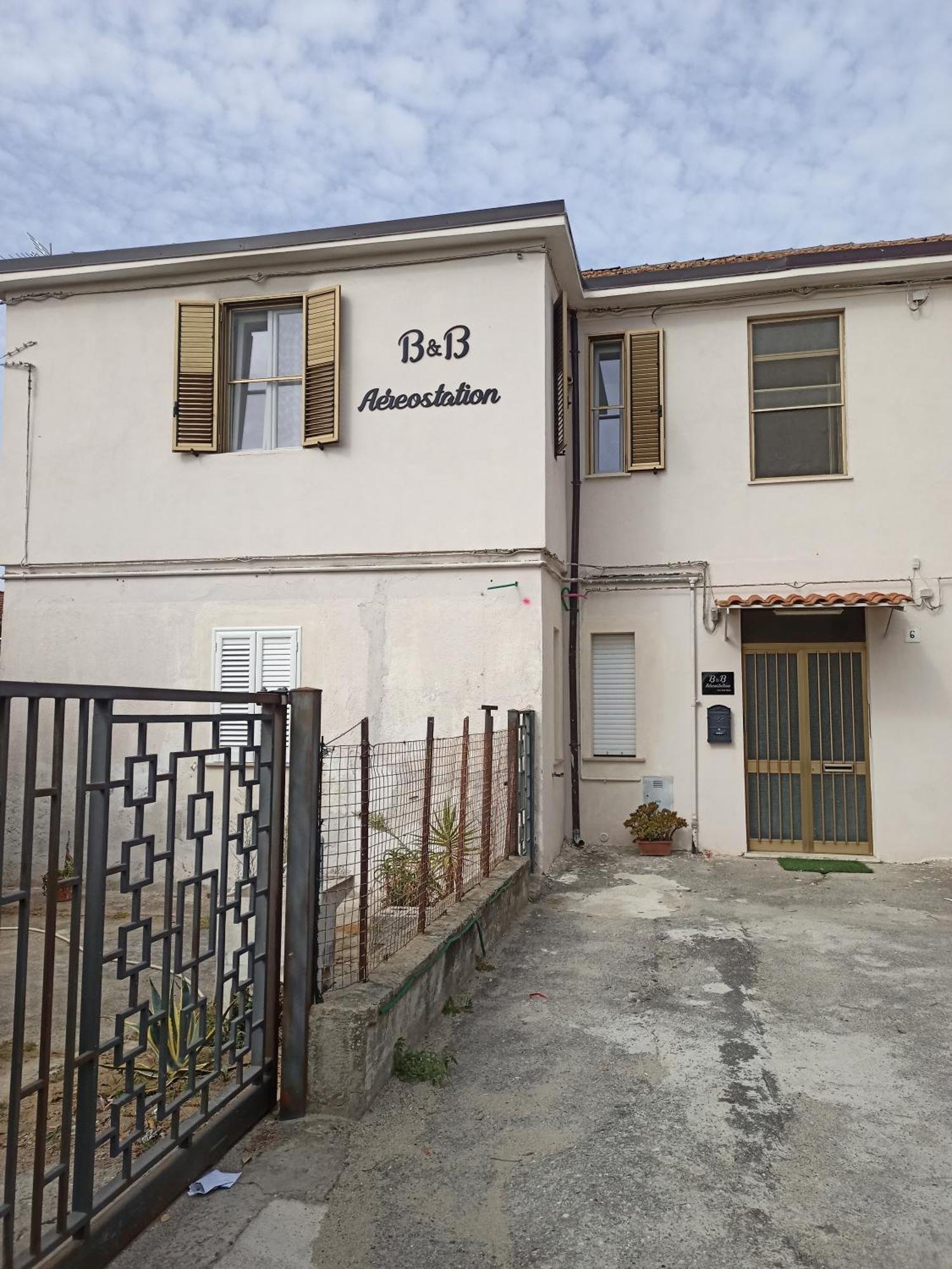 B&B Aereostation Lamezia Terme Exterior photo
